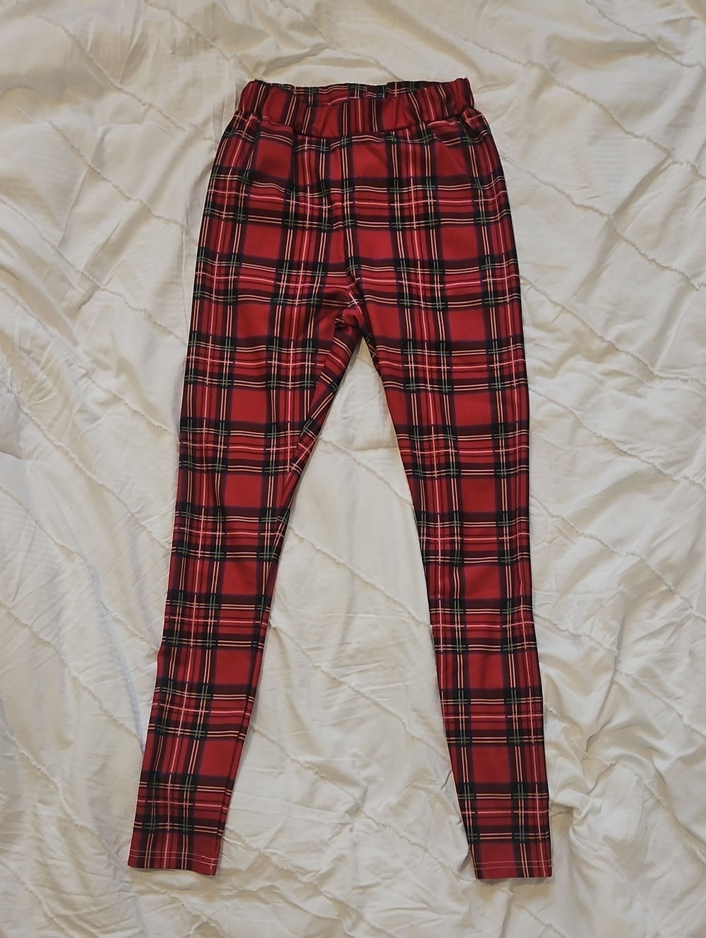 SHEIN Red Plaid Mini Skirt with Tartan Pattern